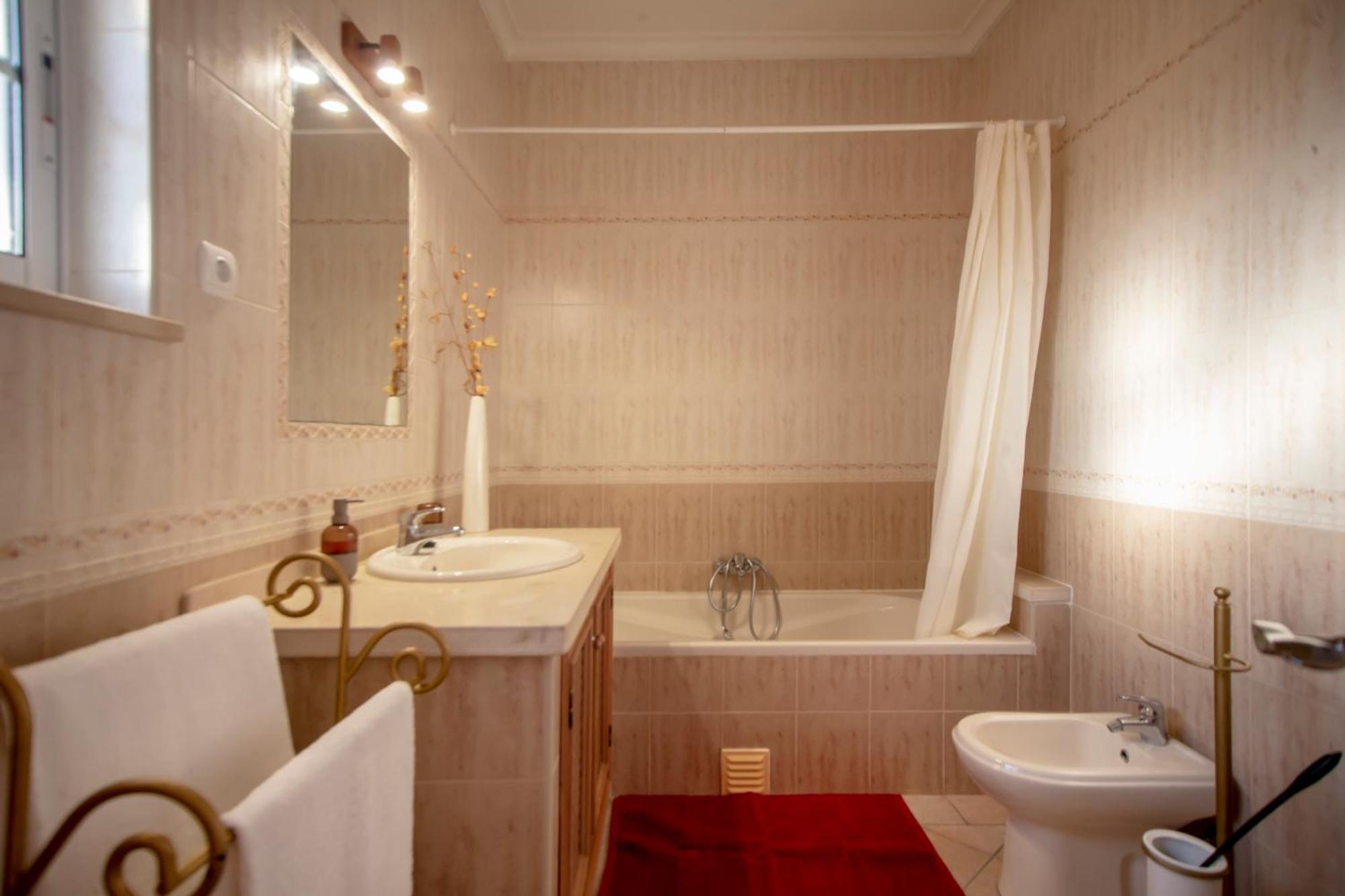 Al Meida Guesthouse 阿尔布费拉 外观 照片