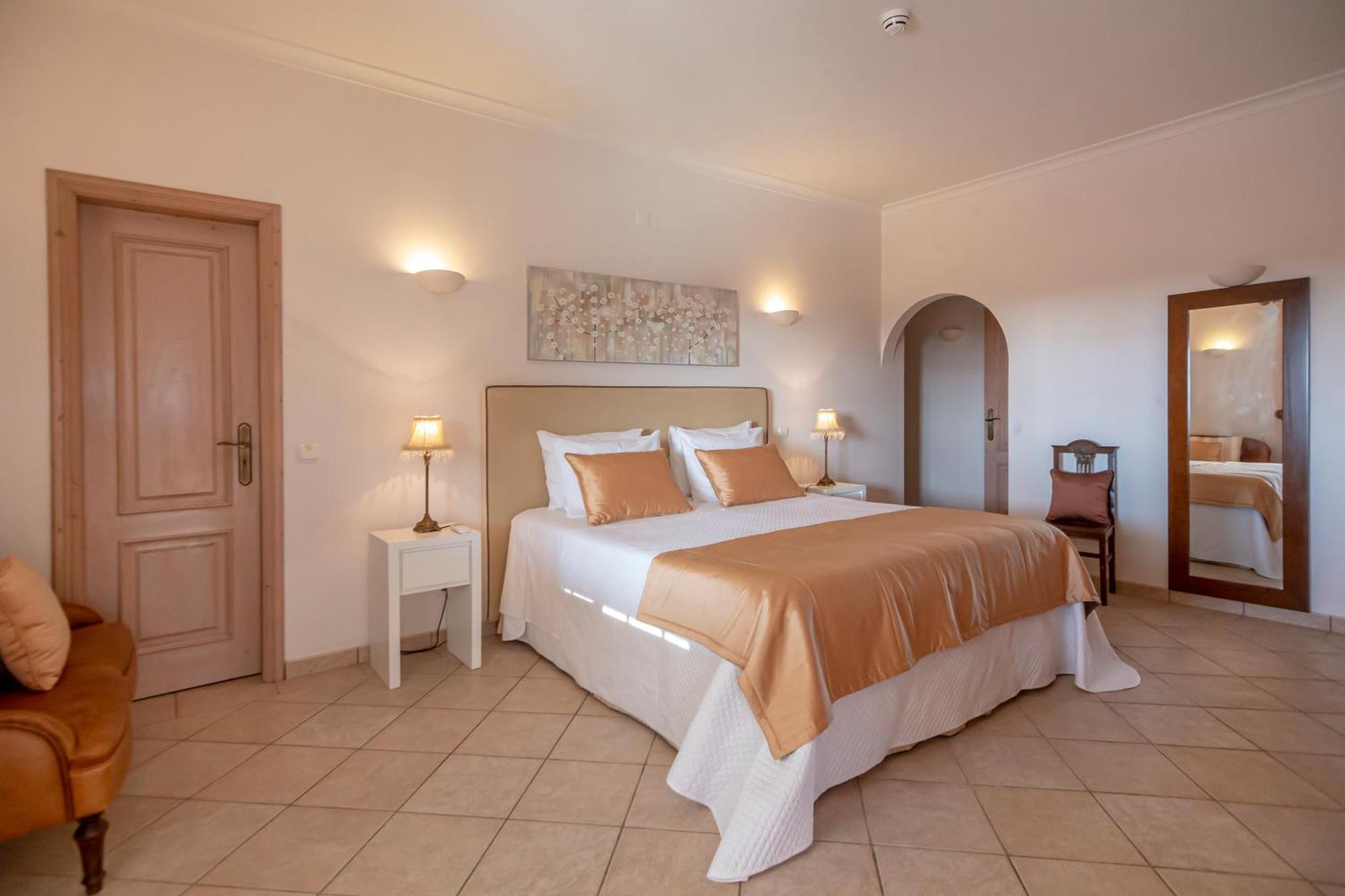 Al Meida Guesthouse 阿尔布费拉 外观 照片