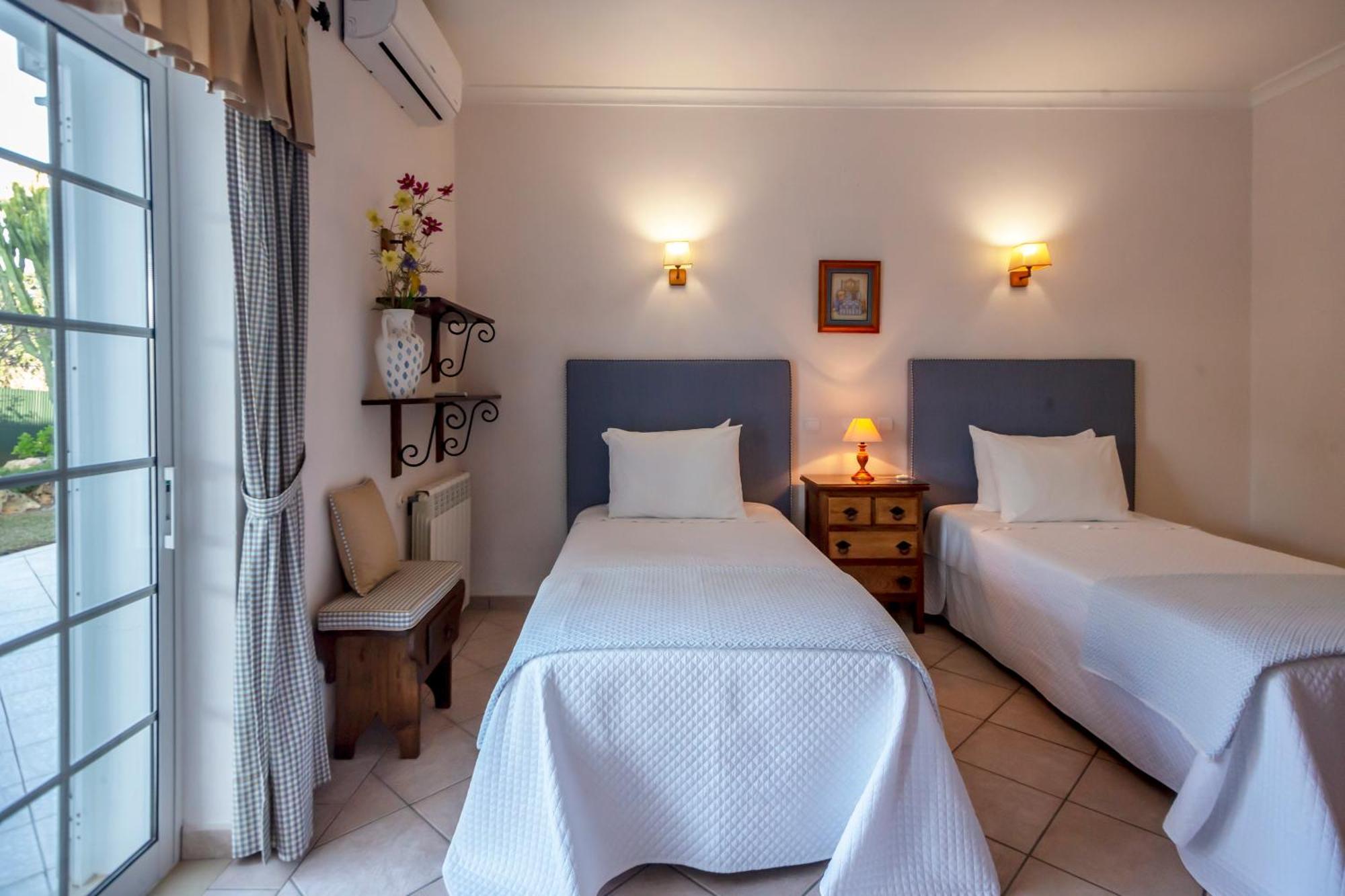 Al Meida Guesthouse 阿尔布费拉 外观 照片