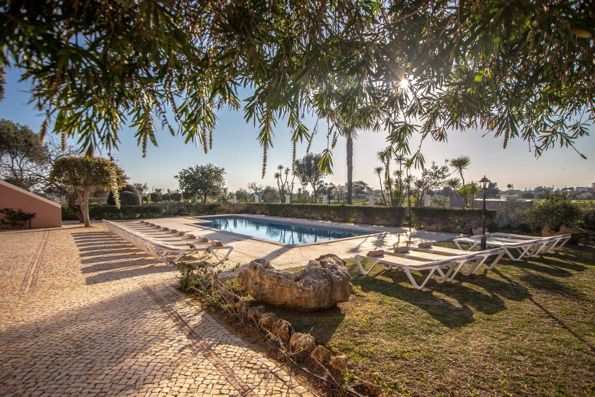 Al Meida Guesthouse 阿尔布费拉 外观 照片